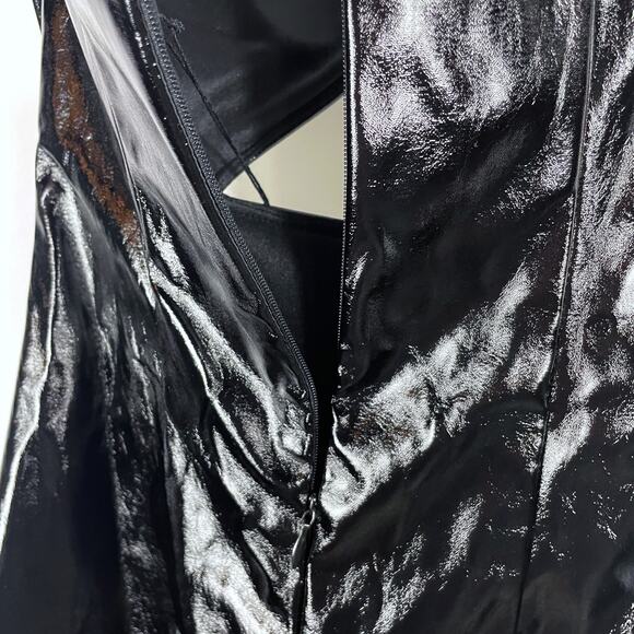 Superdown Julia Faux Leather Midi Dress Black Bust Cutout Glossy Strapless Sz XS - Picture 12 of 13